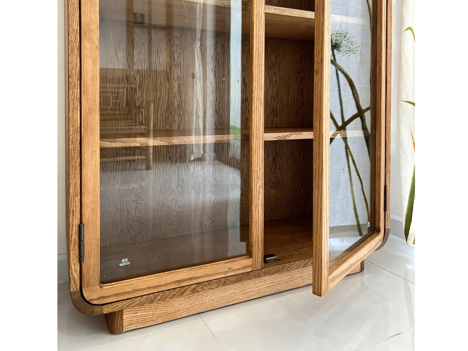 R_Display Cabinet_I