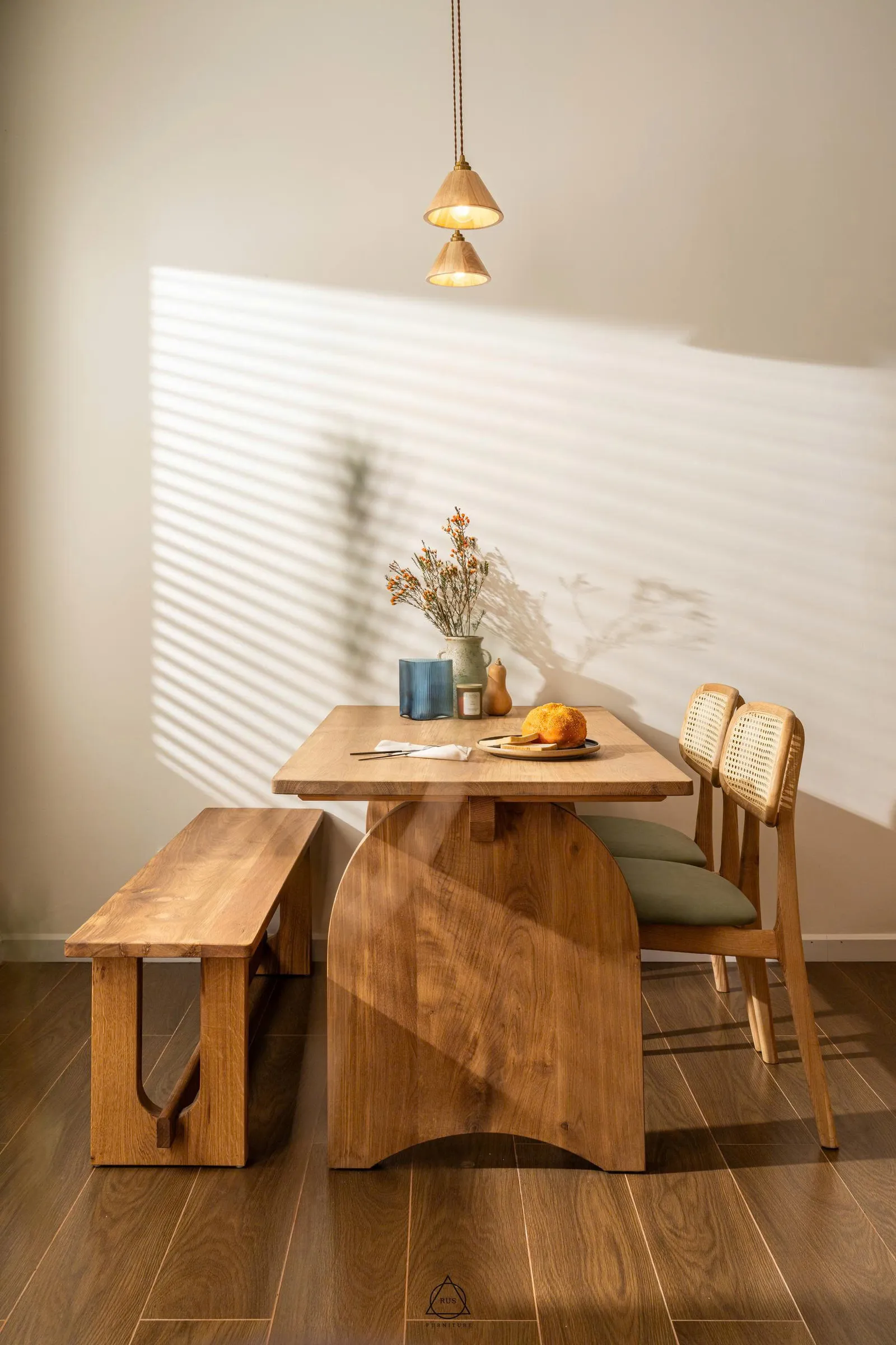 ARLO DINING SET